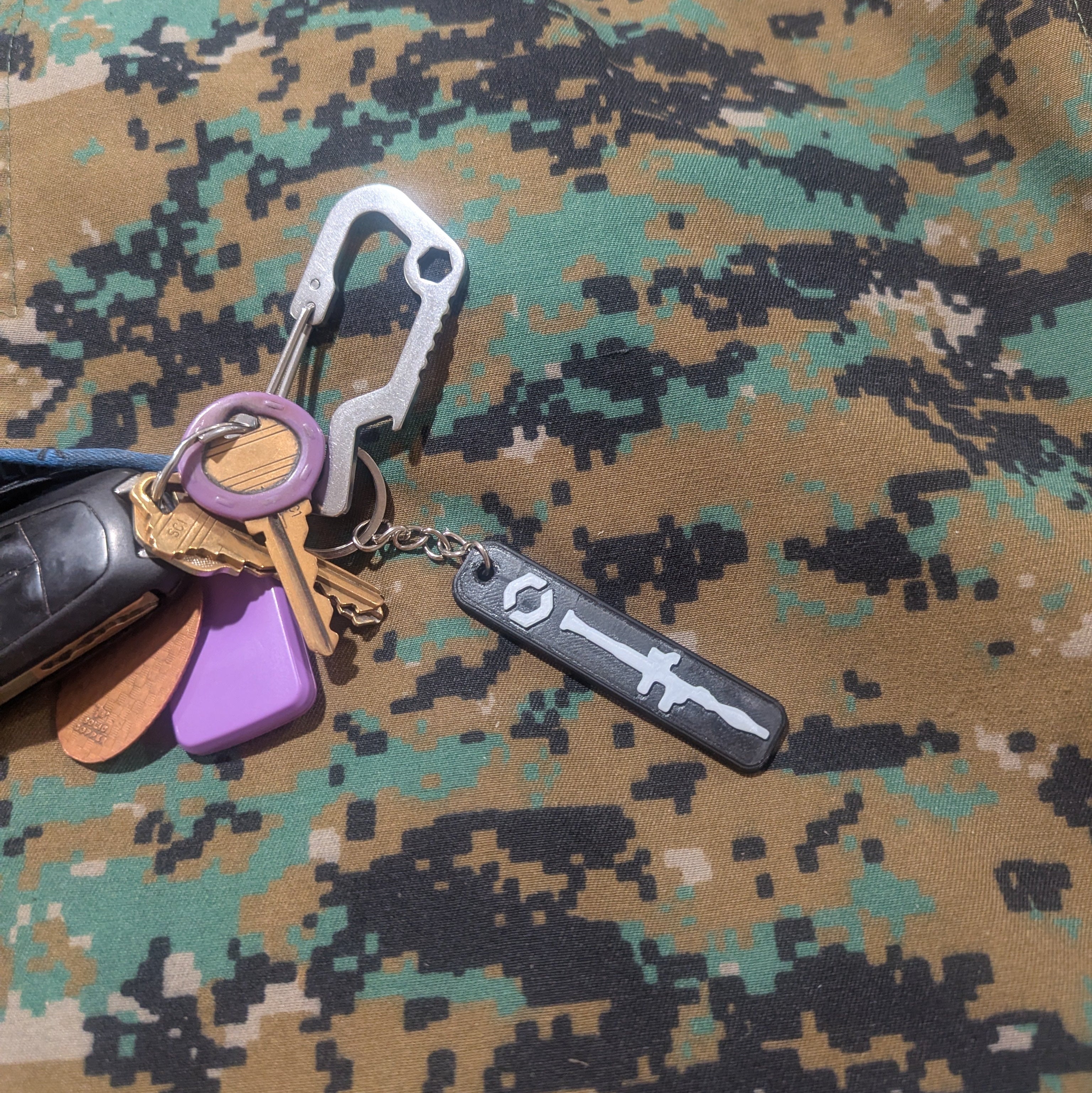 Battlefield 6 KEYCHAIN, BF6, Tactical, Games, Black, Video Games, FPS, Backpack